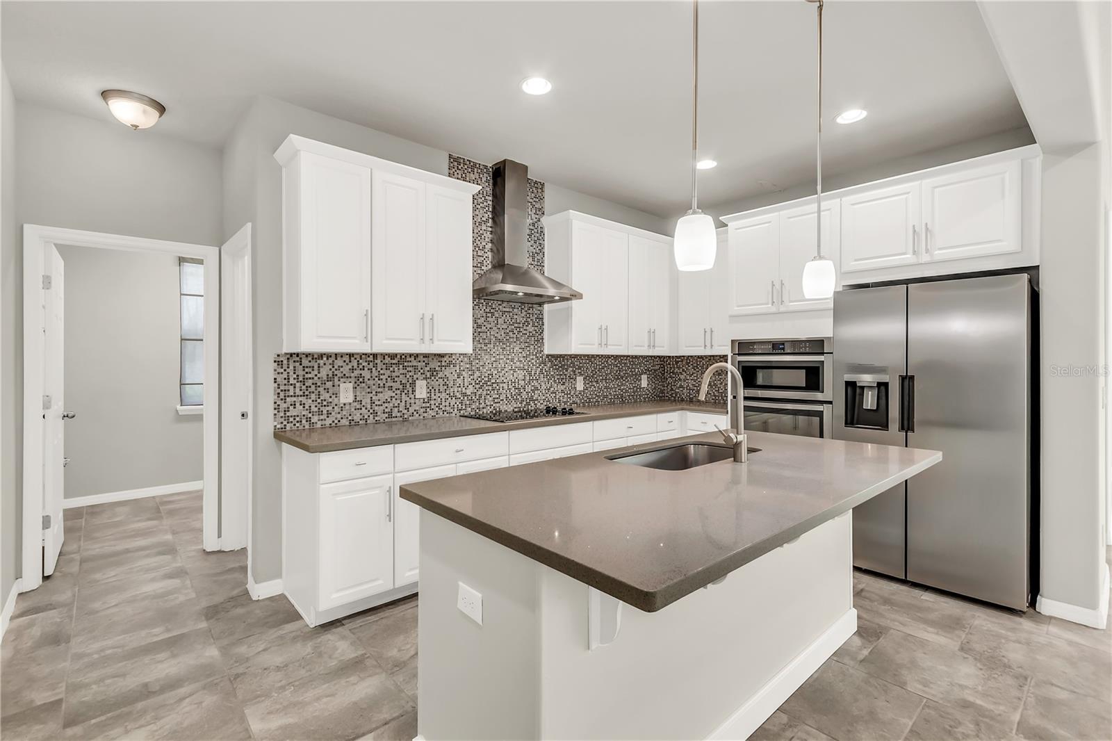 Image 10 of 36 For 8625 Dufferin Lane