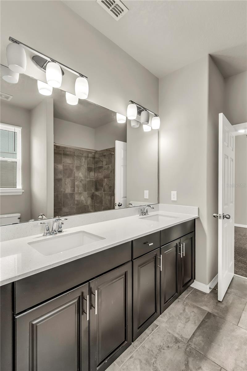 Image 14 of 36 For 8625 Dufferin Lane