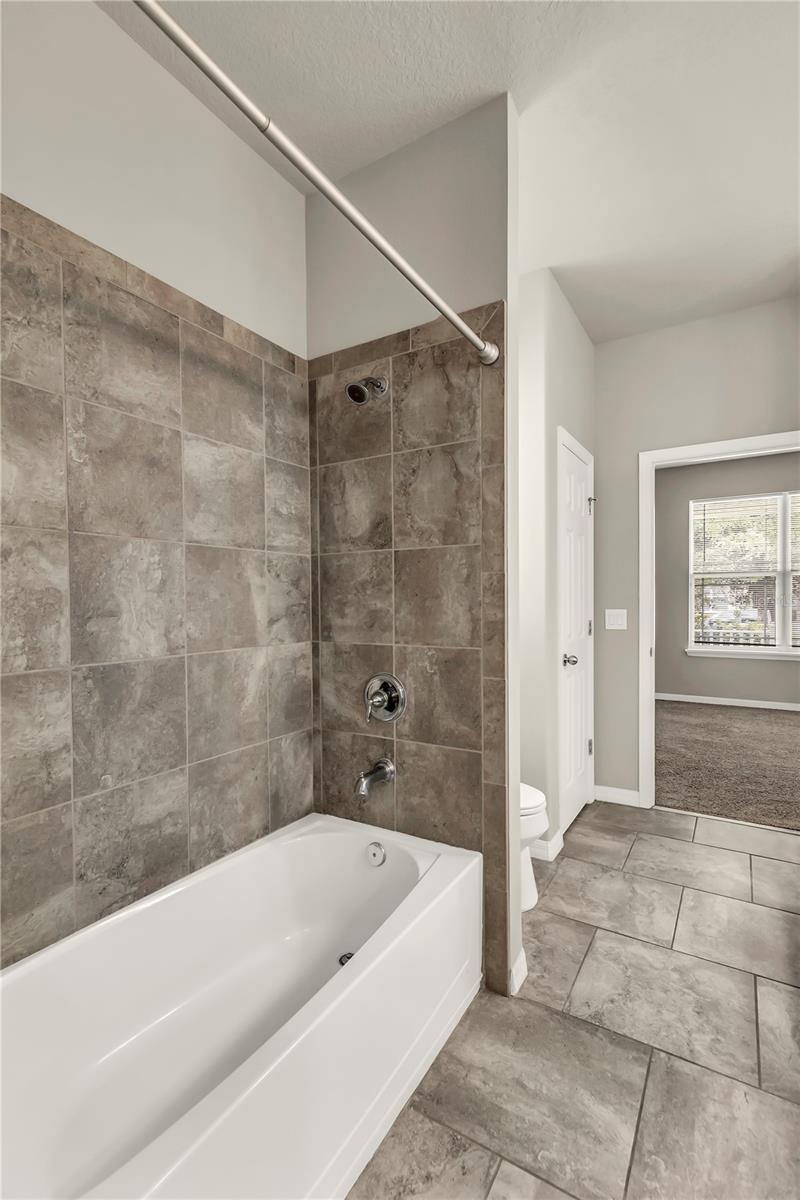 Image 15 of 36 For 8625 Dufferin Lane