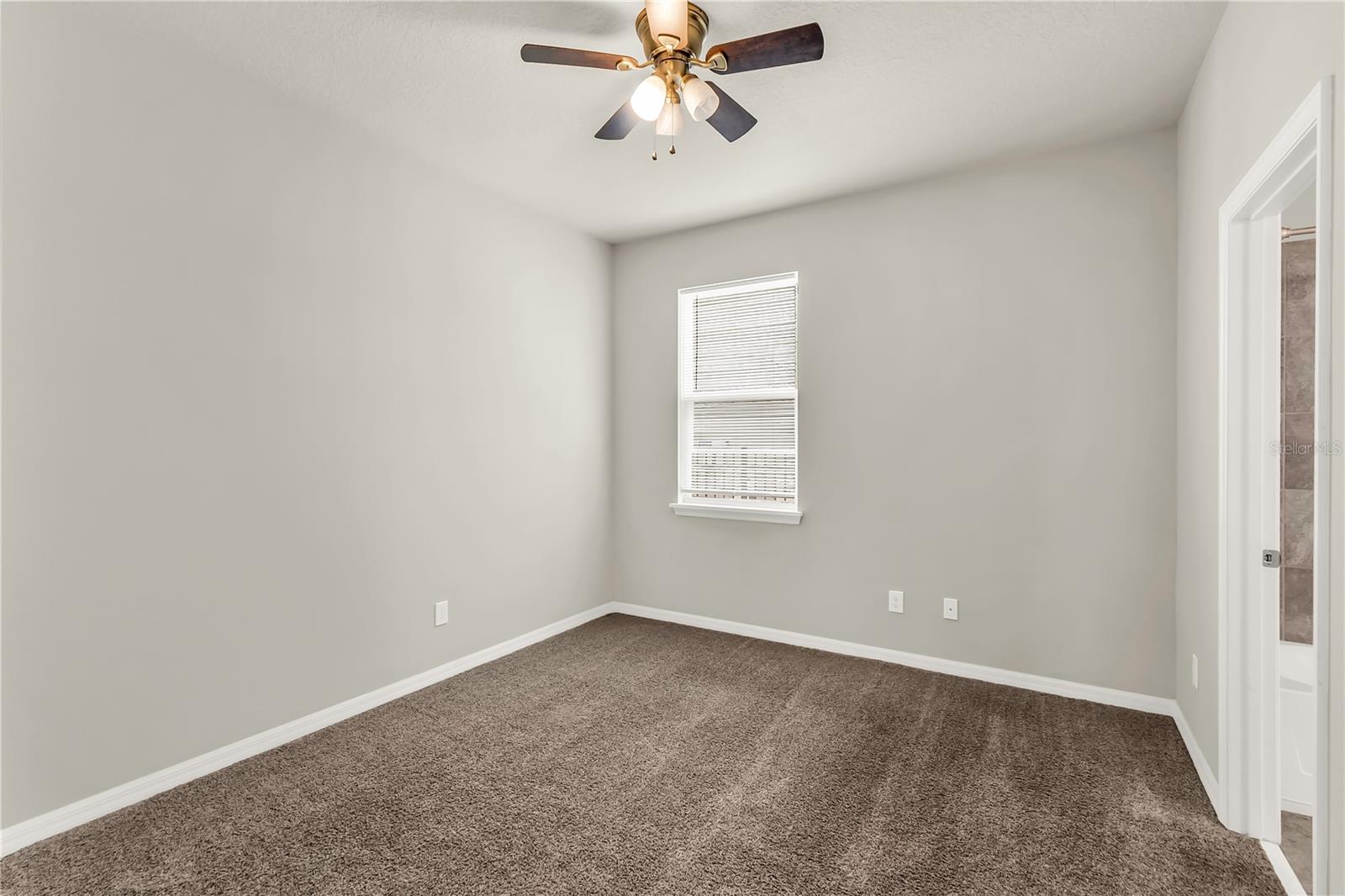 Image 16 of 36 For 8625 Dufferin Lane