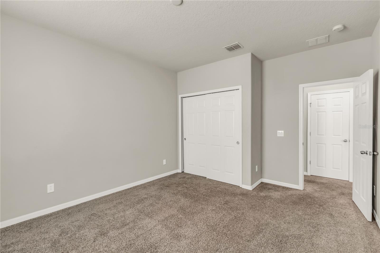 Image 20 of 36 For 8625 Dufferin Lane