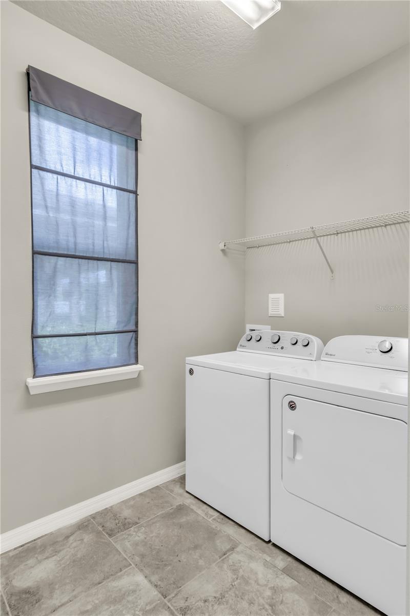 Image 21 of 36 For 8625 Dufferin Lane