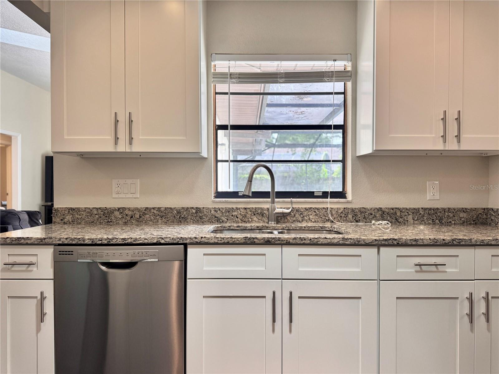 Image 10 of 53 For 2507 Creekview Circle