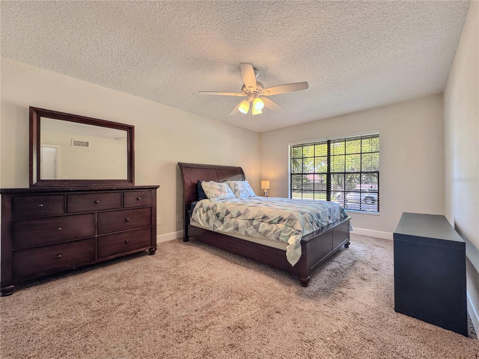 Image 26 of 53 For 2507 Creekview Circle