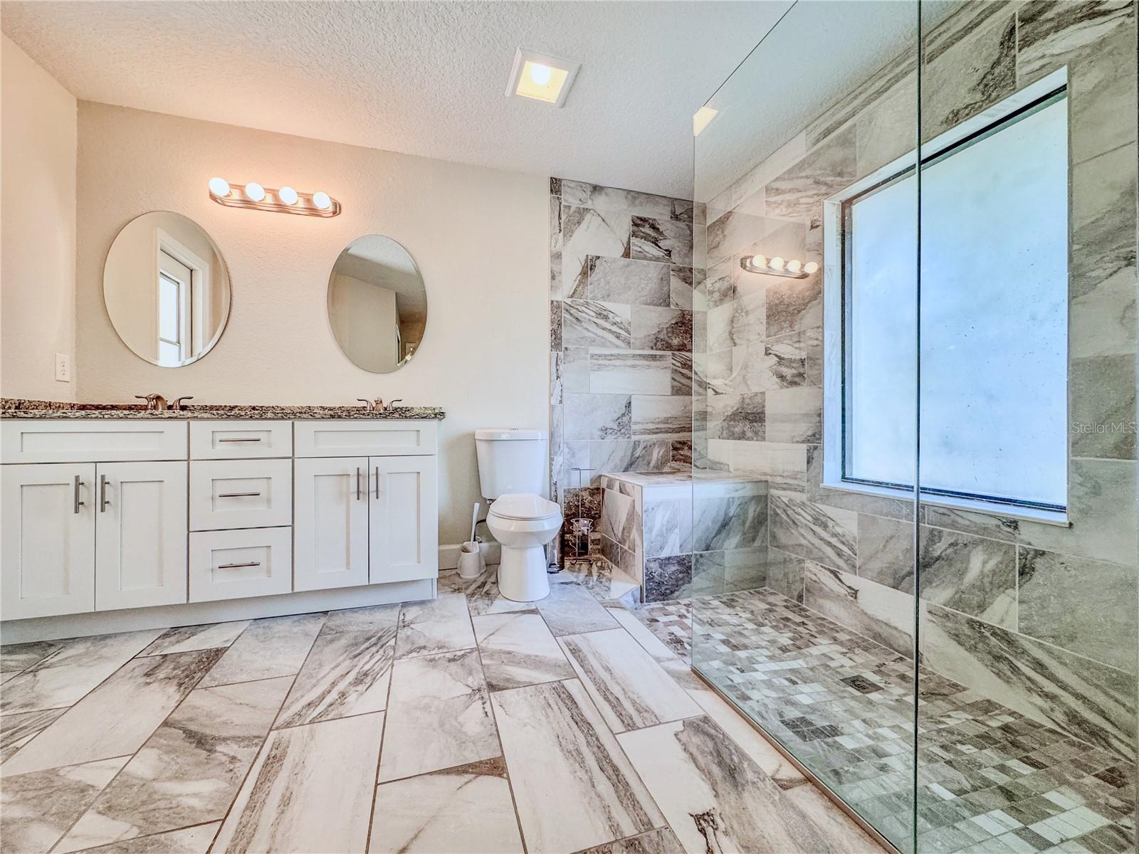 Image 33 of 53 For 2507 Creekview Circle
