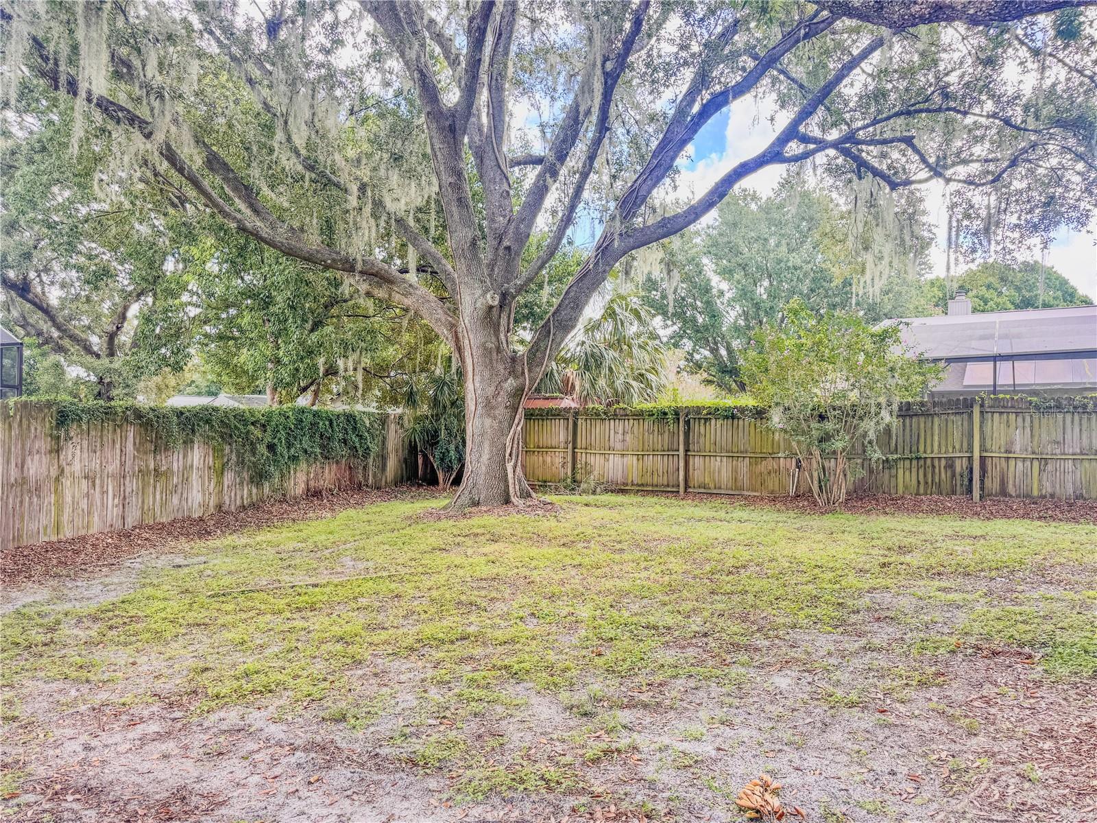 Image 44 of 53 For 2507 Creekview Circle