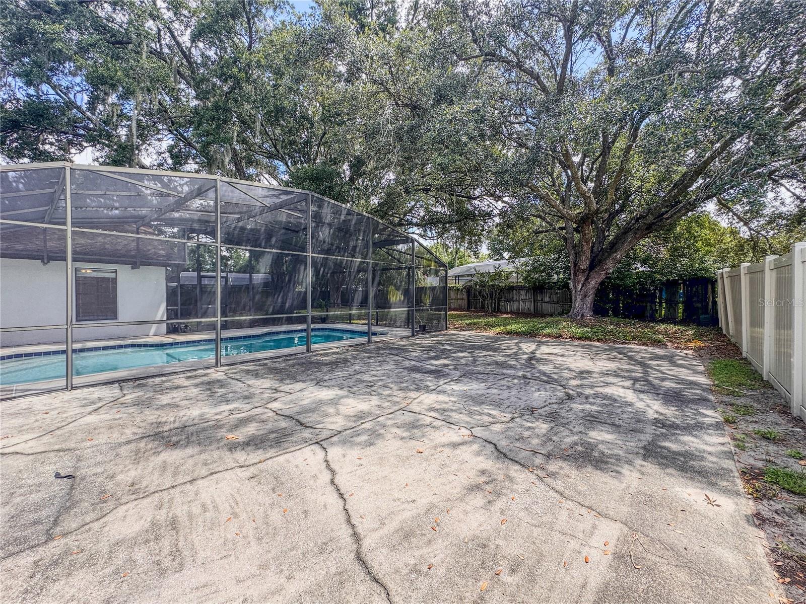 Image 46 of 53 For 2507 Creekview Circle