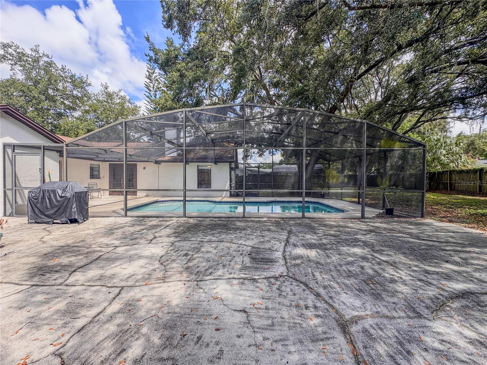 Image 47 of 53 For 2507 Creekview Circle