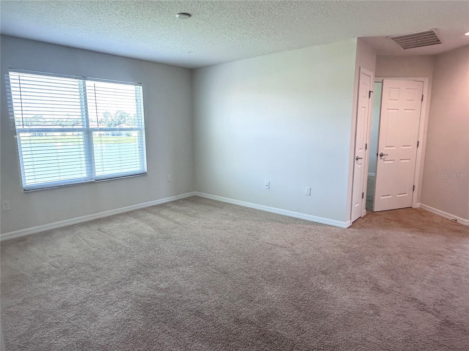 Image 12 of 19 For 3871 Gulf Shore Circle