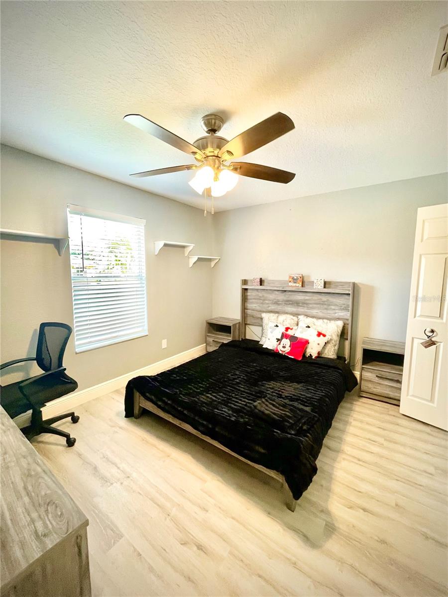 Image 33 of 62 For 4103 Calabria Avenue