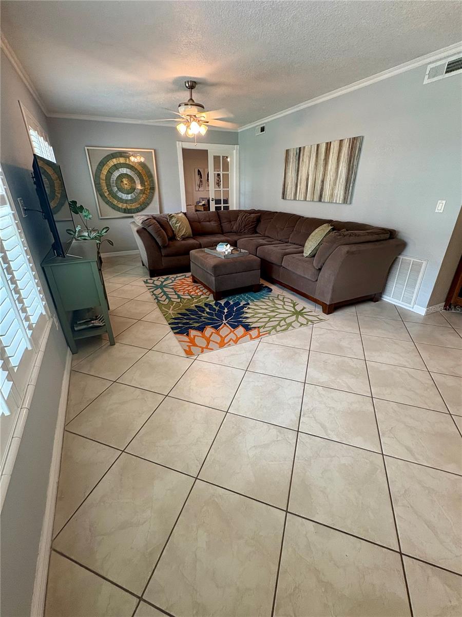 Image 6 of 22 For 5339 Hansel Avenue 1