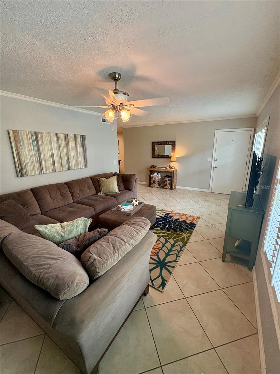 Image 7 of 22 For 5339 Hansel Avenue 1