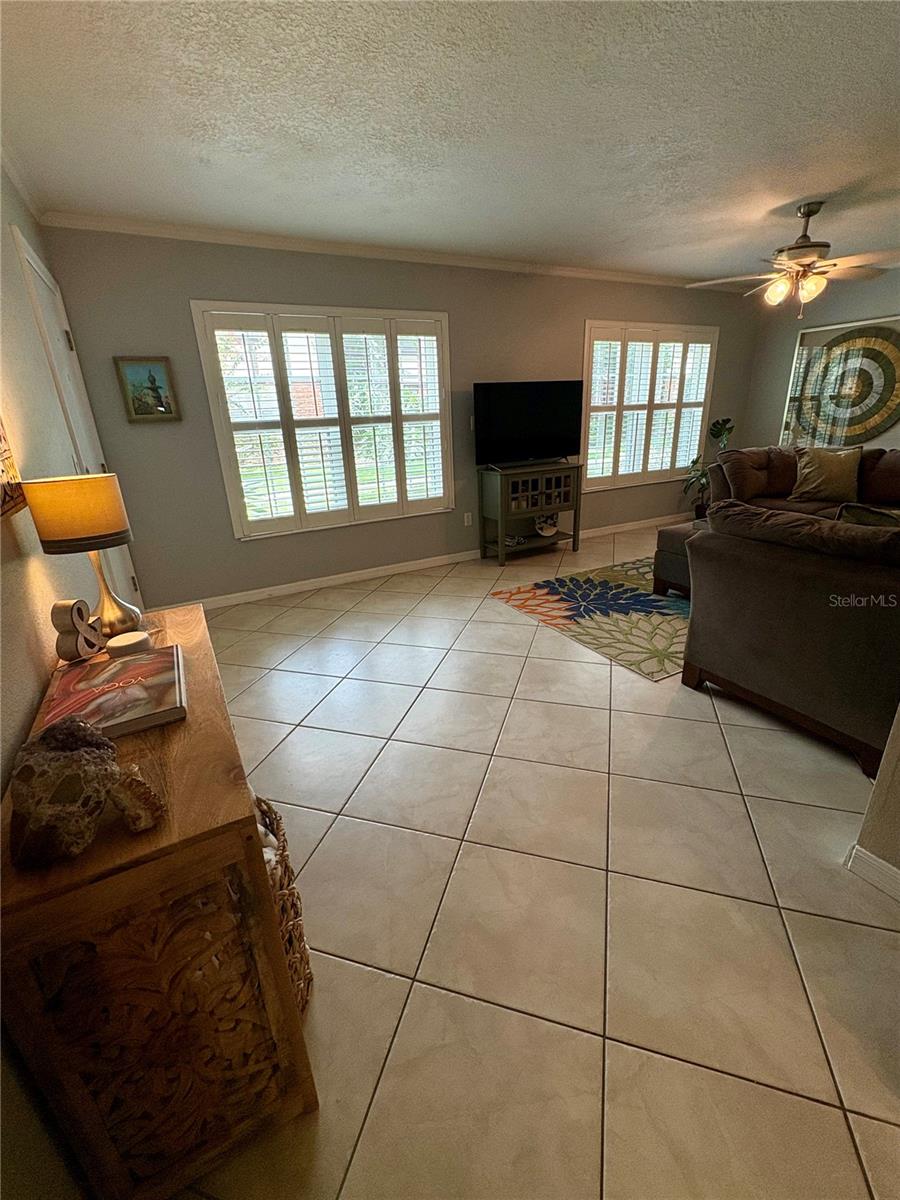Image 8 of 22 For 5339 Hansel Avenue 1