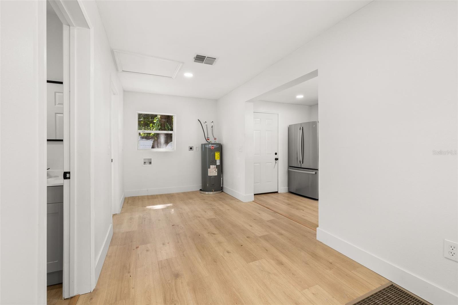 Image 10 of 38 For 145 Strain Boulevard