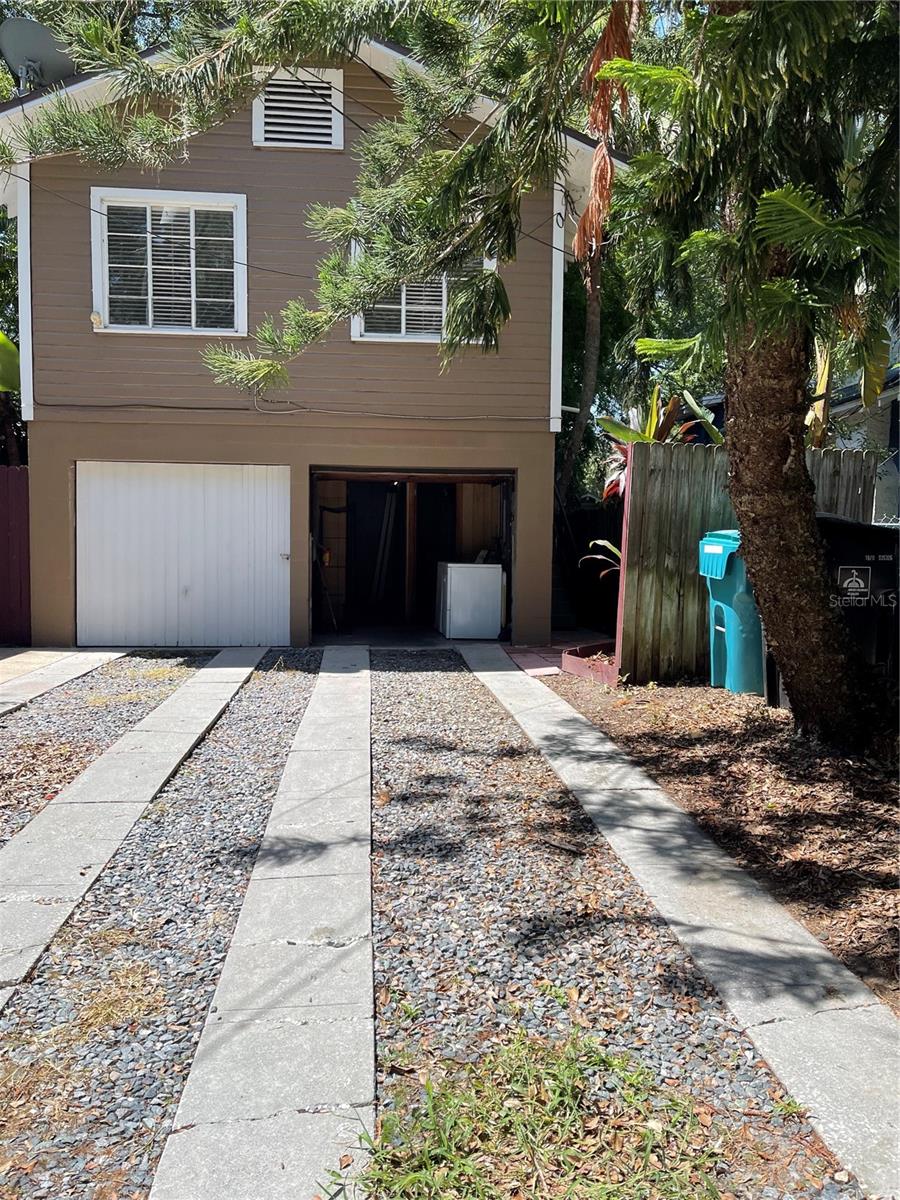 Image 2 of 12 For 516 Cathcart Avenue 1-2 Or B