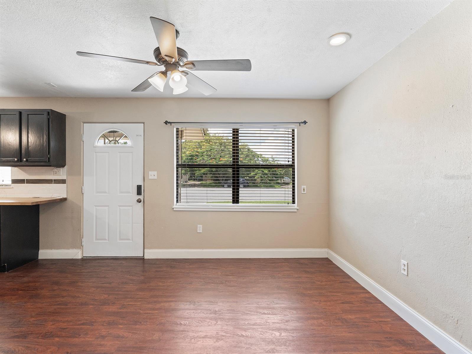 Image 11 of 47 For 6239 Orion Court
