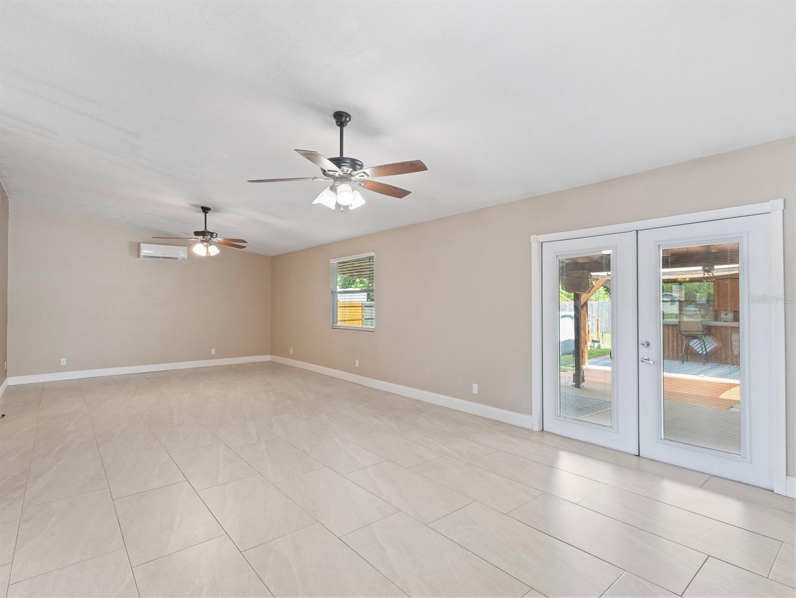Image 17 of 47 For 6239 Orion Court