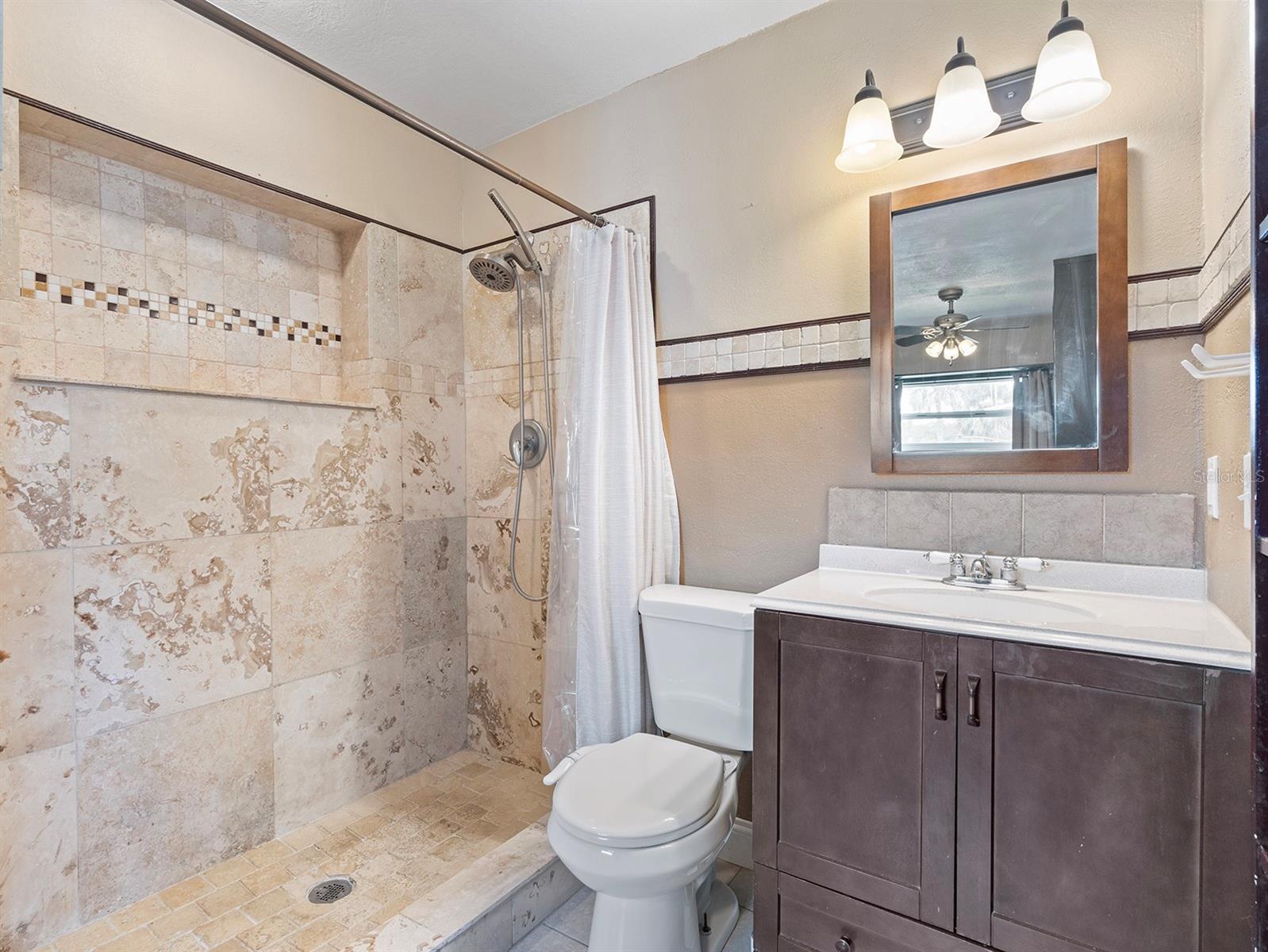 Image 21 of 47 For 6239 Orion Court