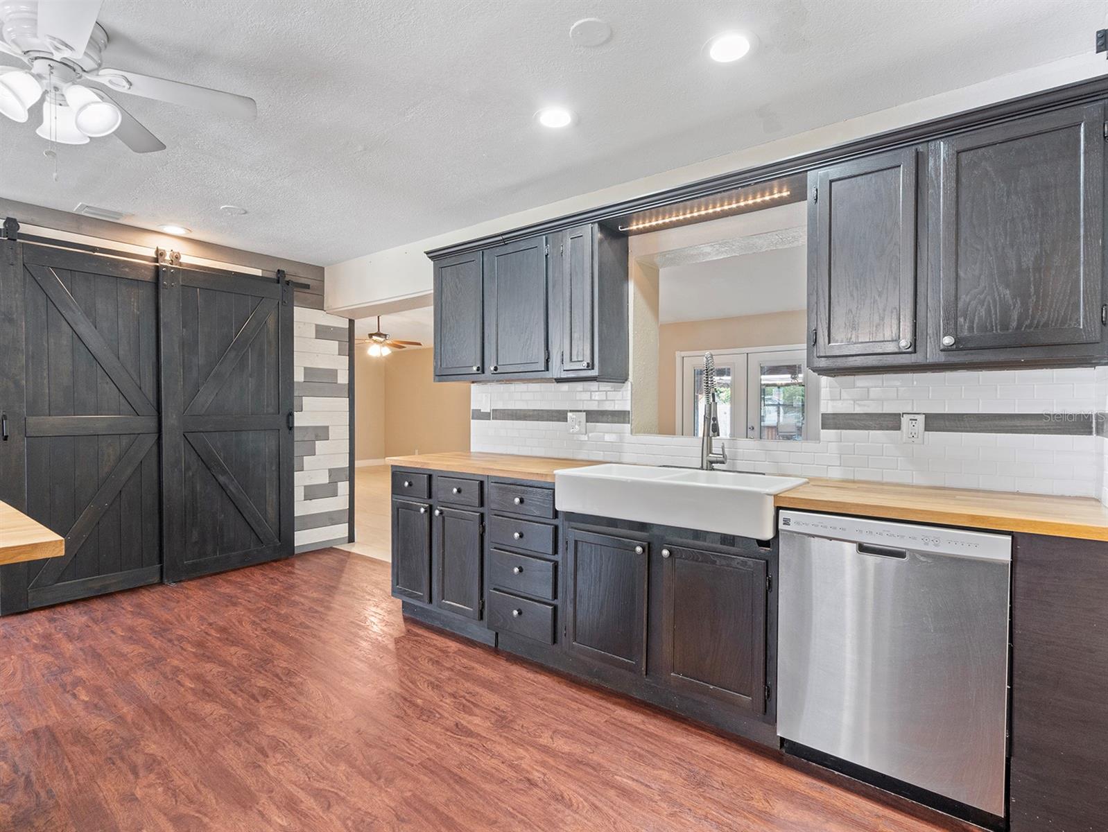 Image 6 of 47 For 6239 Orion Court