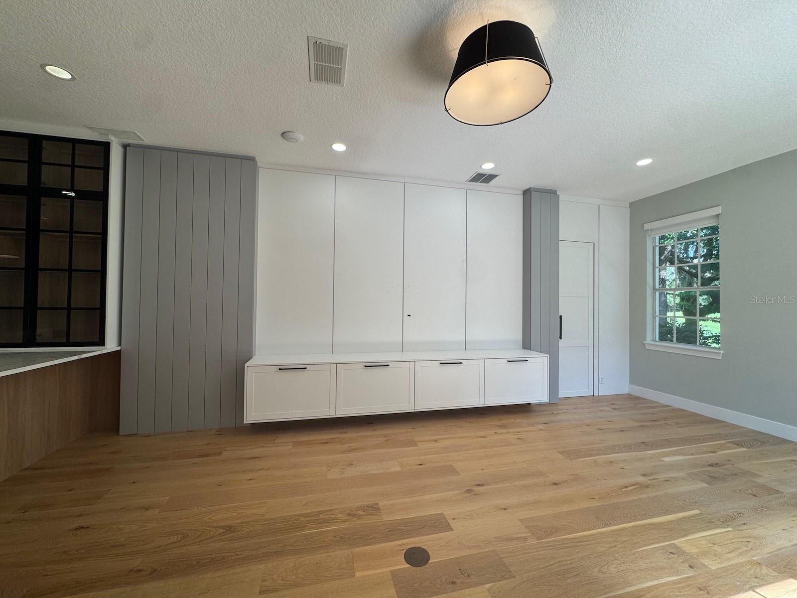 Image 12 of 39 For 11213 Camden Park Drive