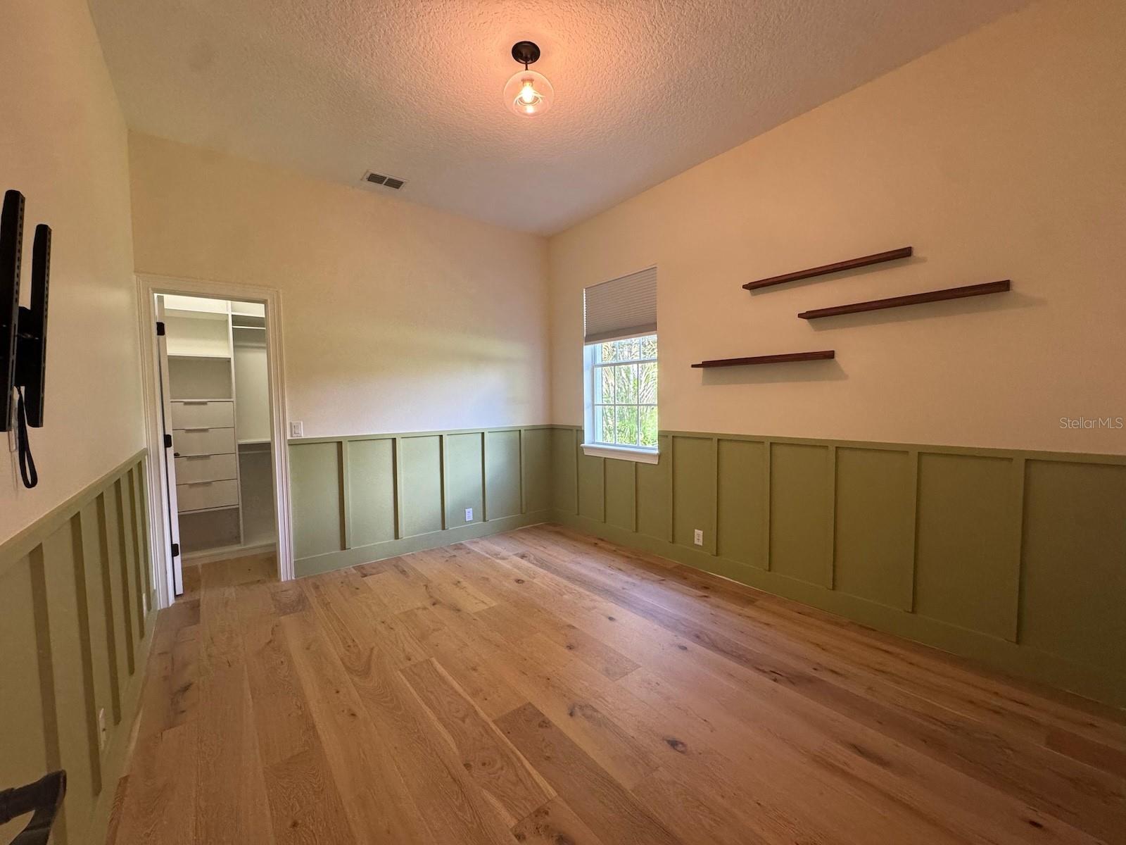 Image 19 of 39 For 11213 Camden Park Drive