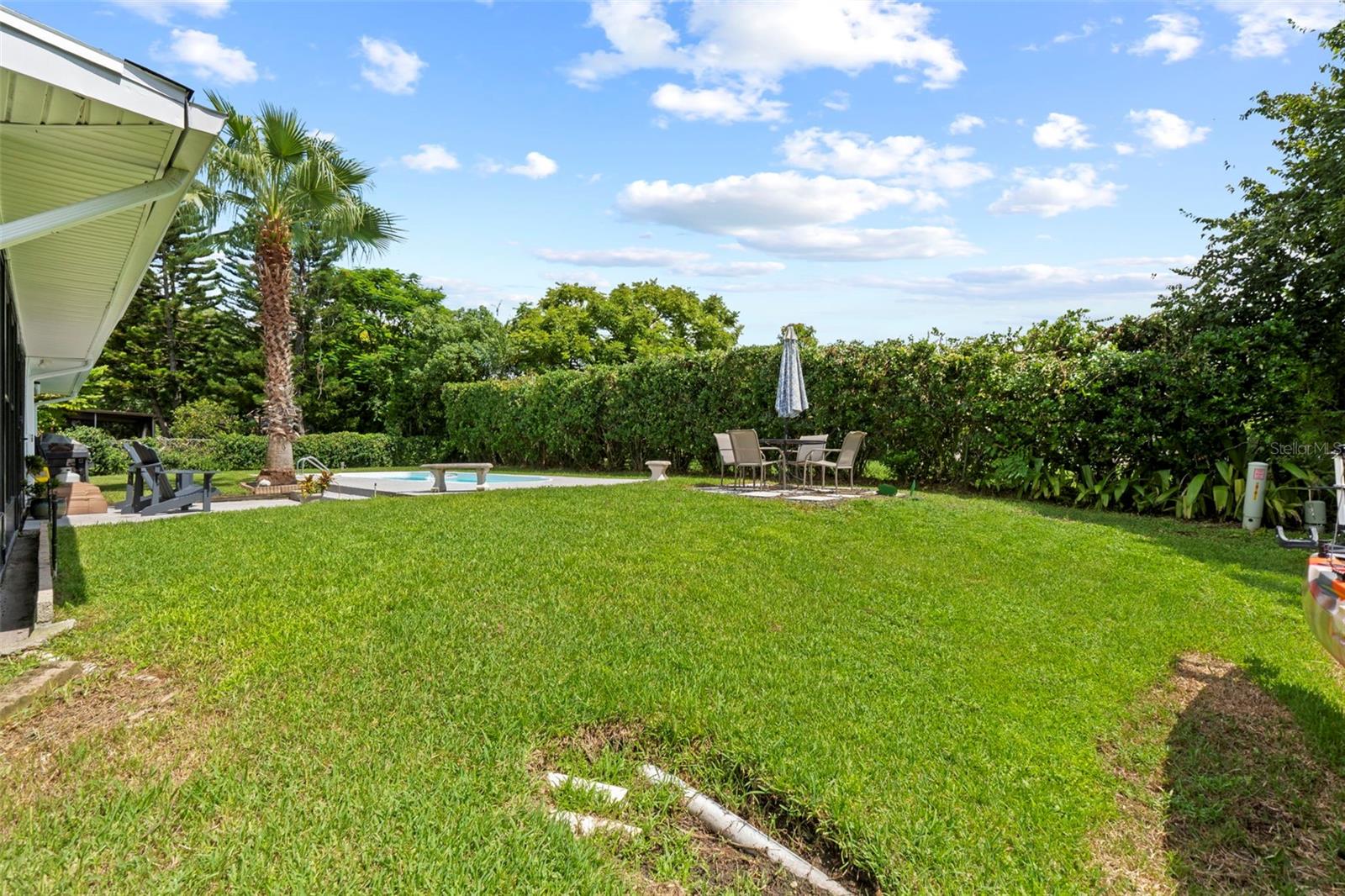 Listing photo id 63 for 605 Spring Oaks Boulevard