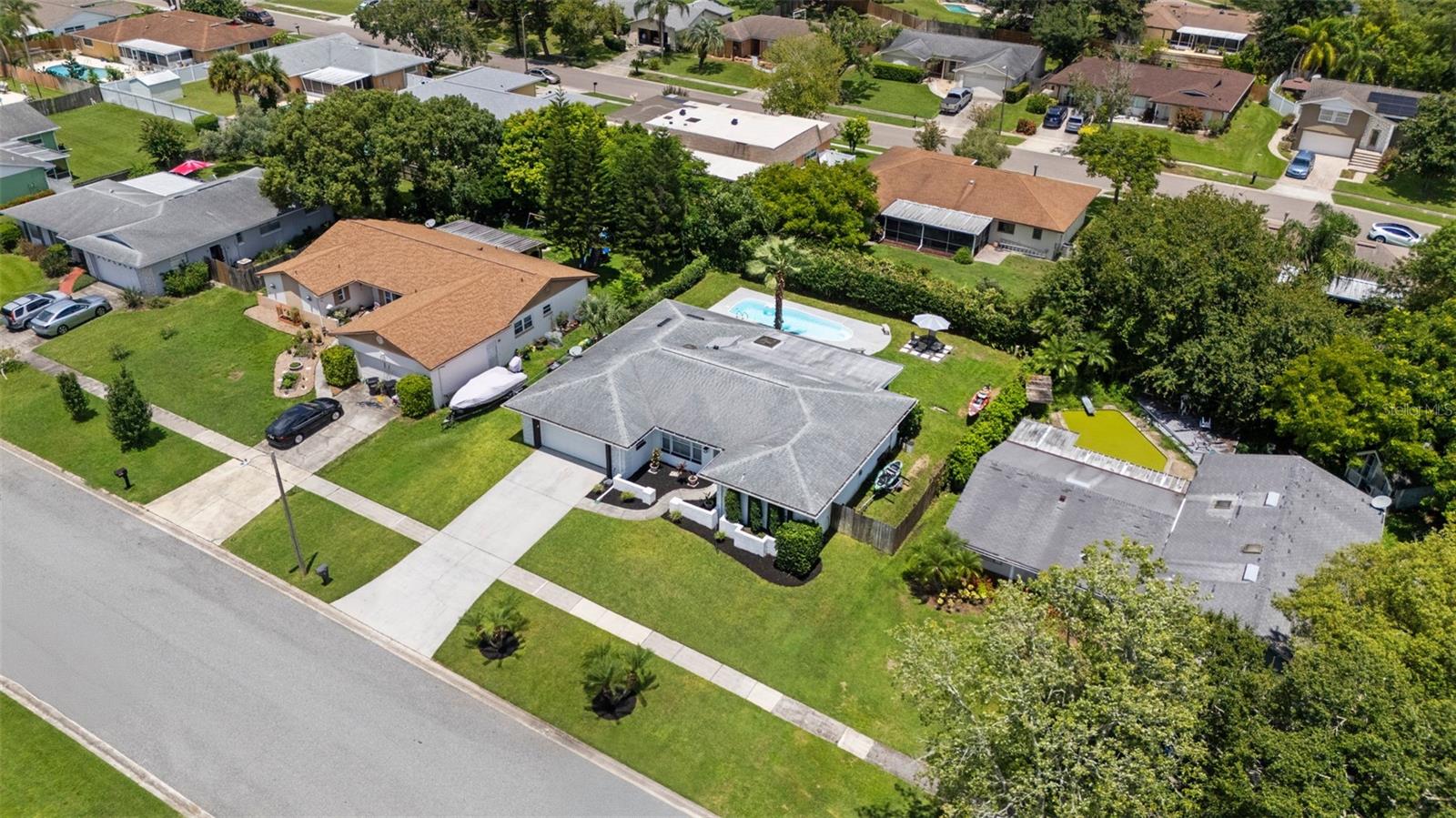 Listing photo id 64 for 605 Spring Oaks Boulevard
