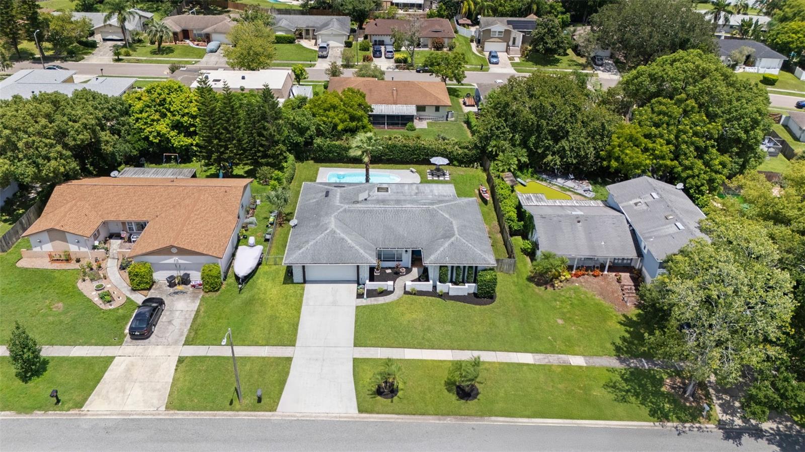 Listing photo id 65 for 605 Spring Oaks Boulevard