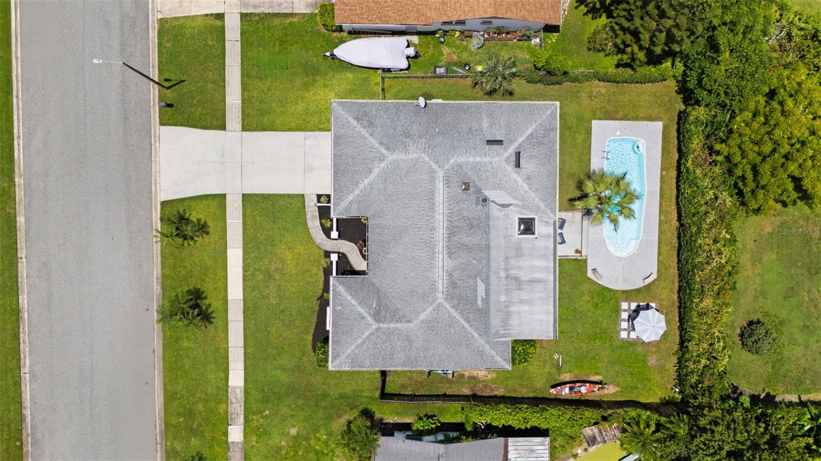 Listing photo id 67 for 605 Spring Oaks Boulevard