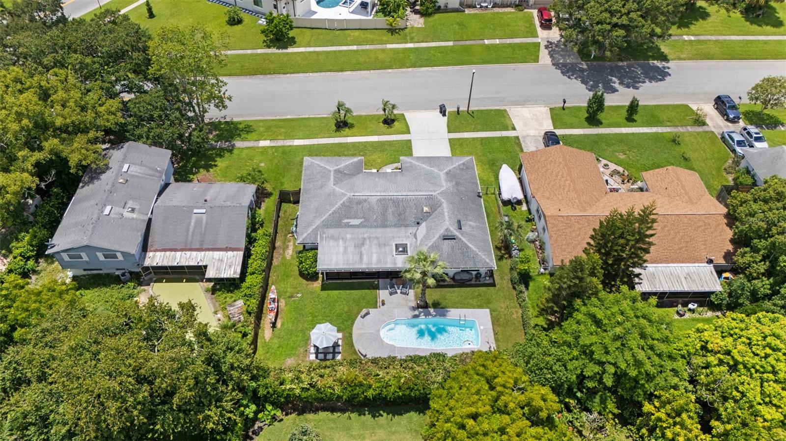 Listing photo id 71 for 605 Spring Oaks Boulevard