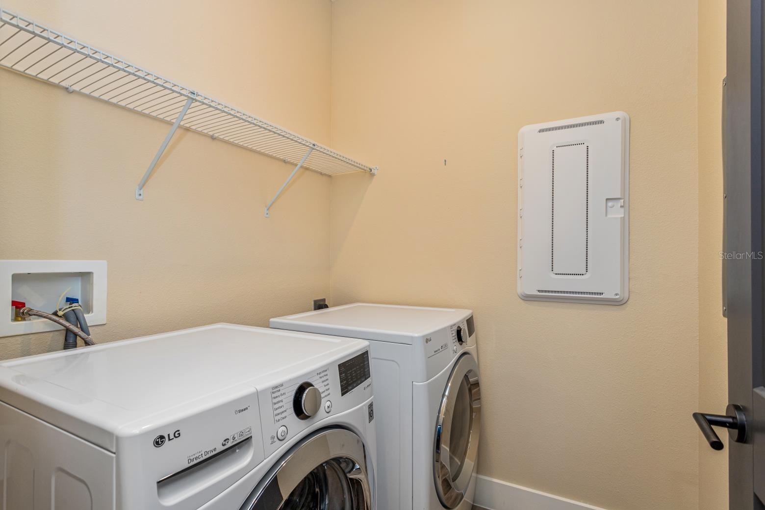 Image 16 of 43 For 8276 Modiano Street