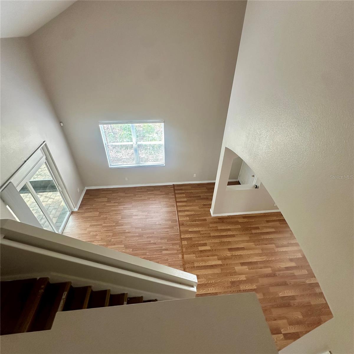 Image 10 of 27 For 735 Neumann Village Court