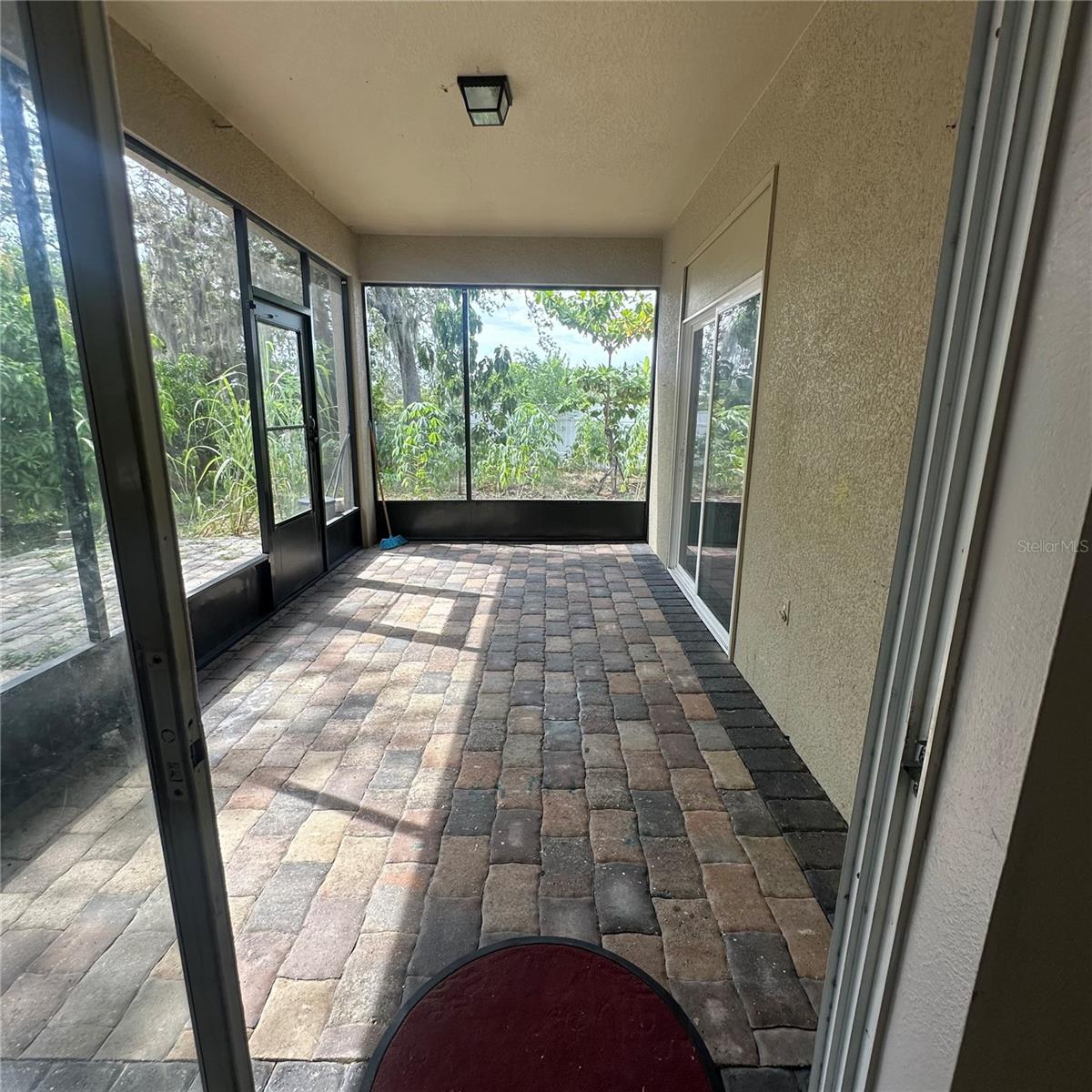 Image 14 of 27 For 735 Neumann Village Court