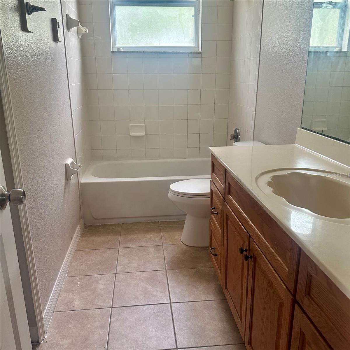 Image 21 of 27 For 735 Neumann Village Court
