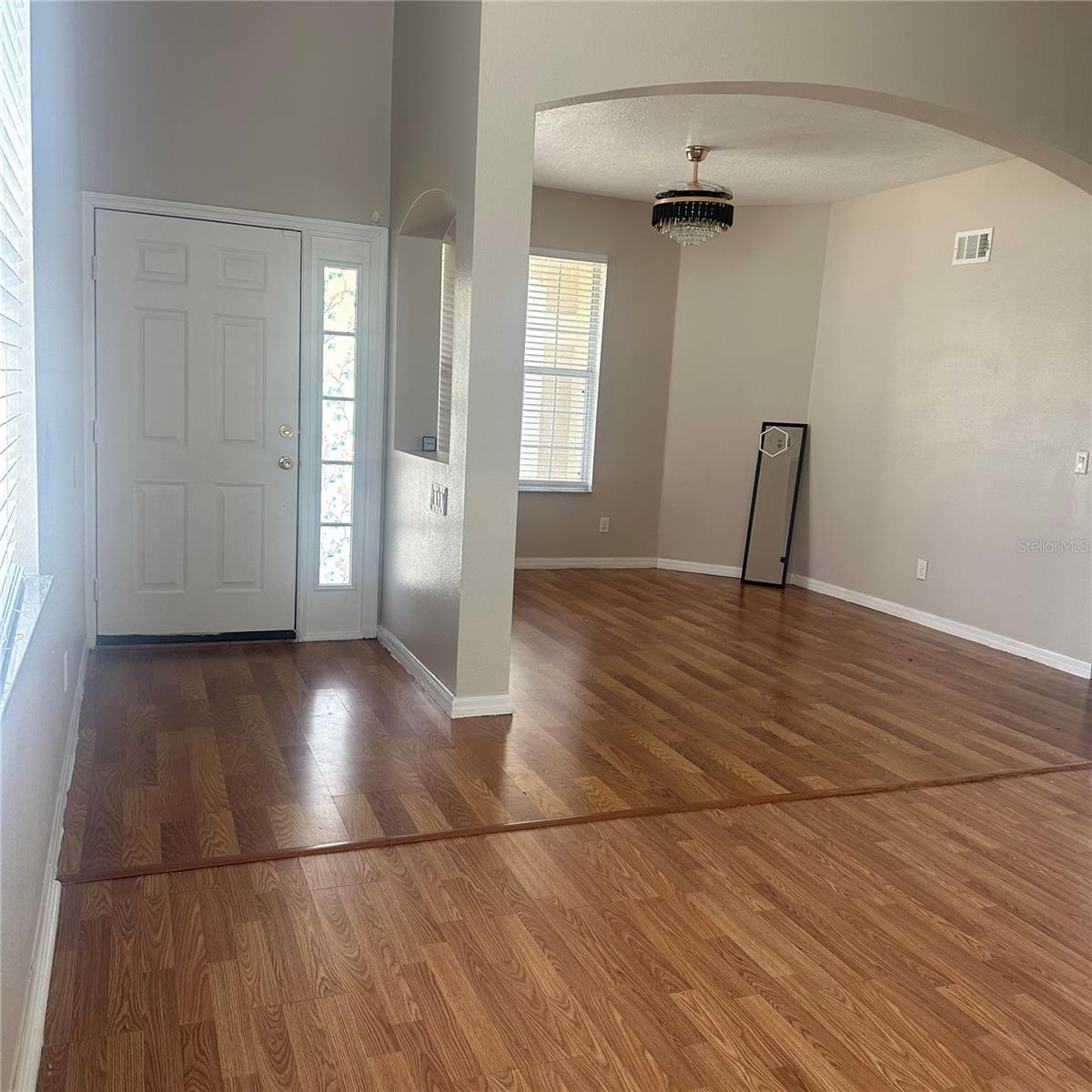 Image 6 of 27 For 735 Neumann Village Court