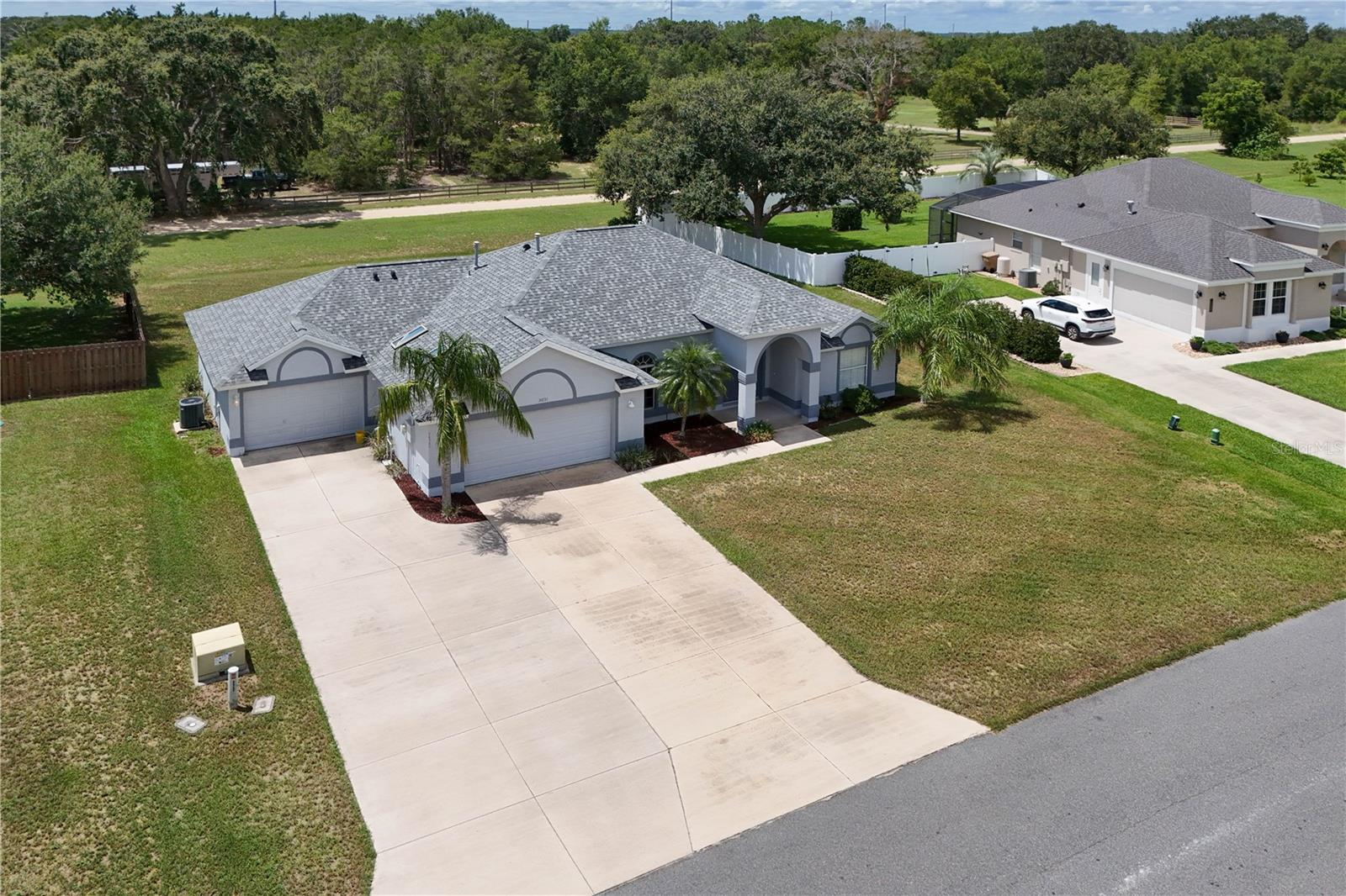 Image 33 of 39 For 36731 Tropical Wind Lane