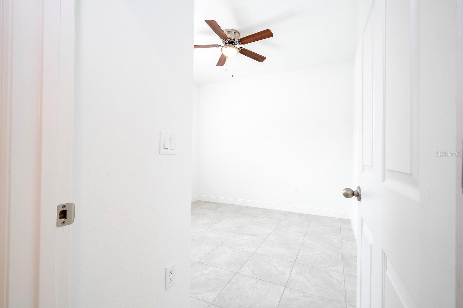 Image 41 of 66 For 1533 Diamond Drive