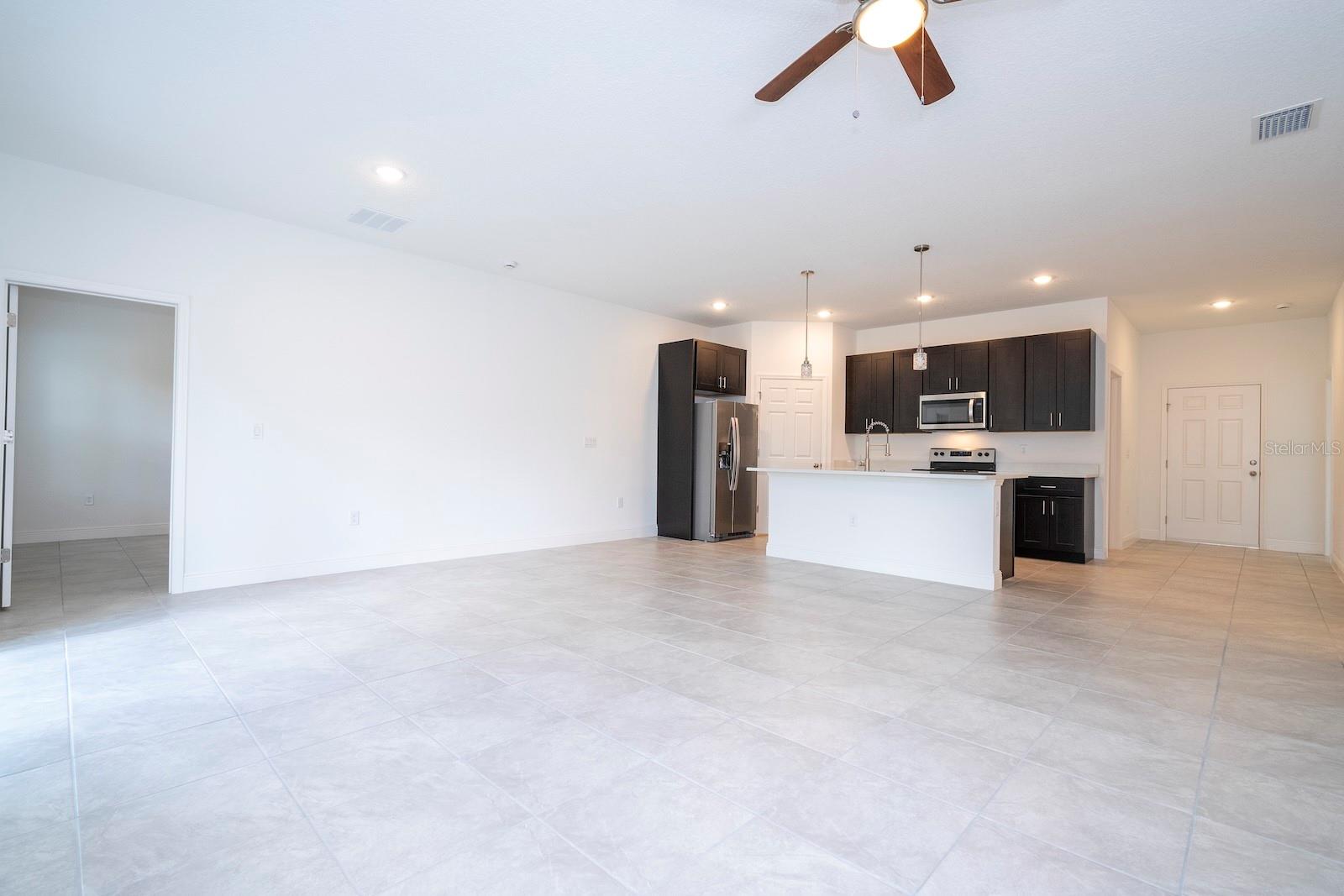 Image 7 of 66 For 1533 Diamond Drive