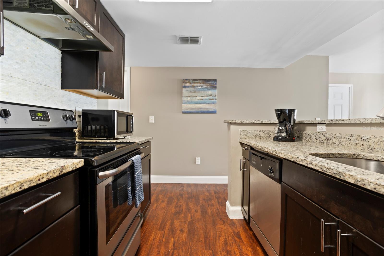 Image 11 of 39 For 2749 Poinciana Boulevard 15