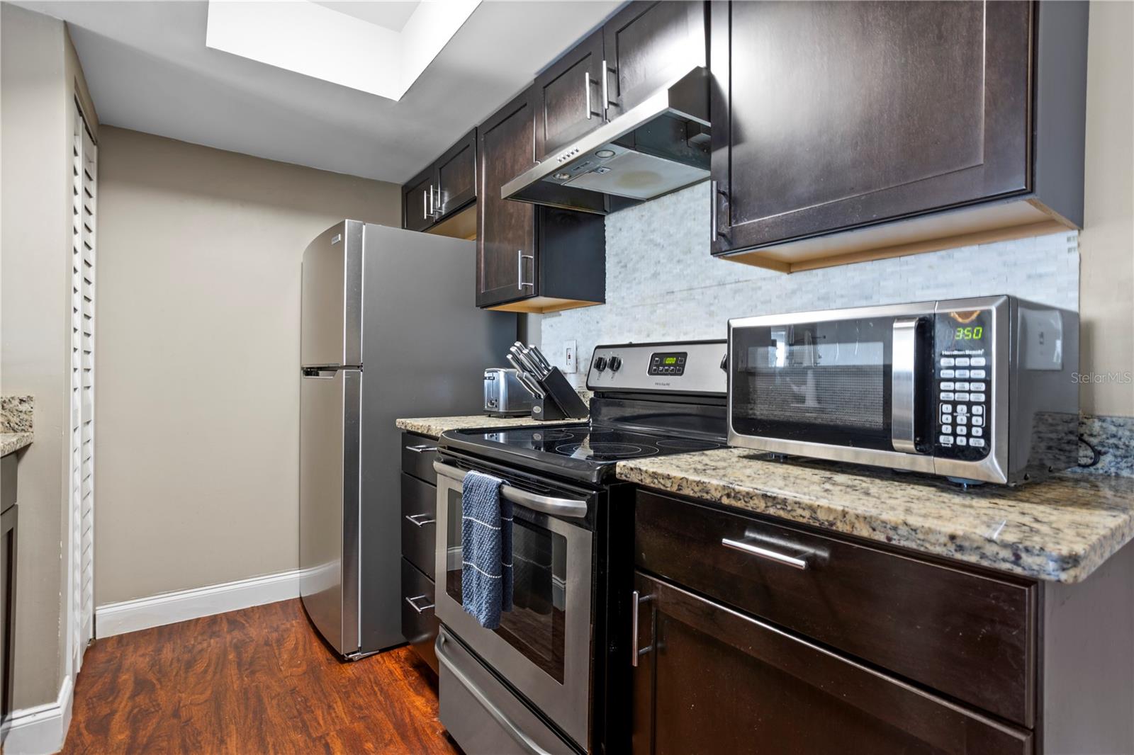Image 13 of 39 For 2749 Poinciana Boulevard 15