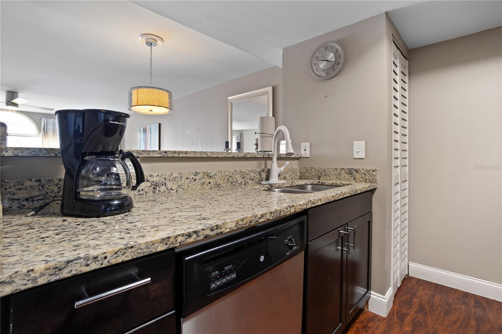 Image 14 of 39 For 2749 Poinciana Boulevard 15