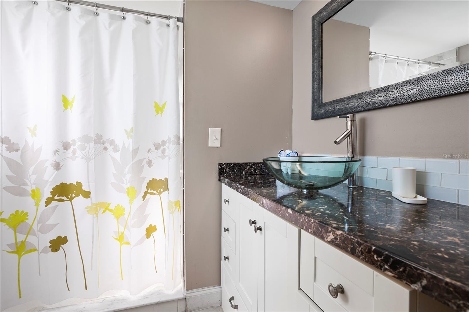 Image 23 of 39 For 2749 Poinciana Boulevard 15