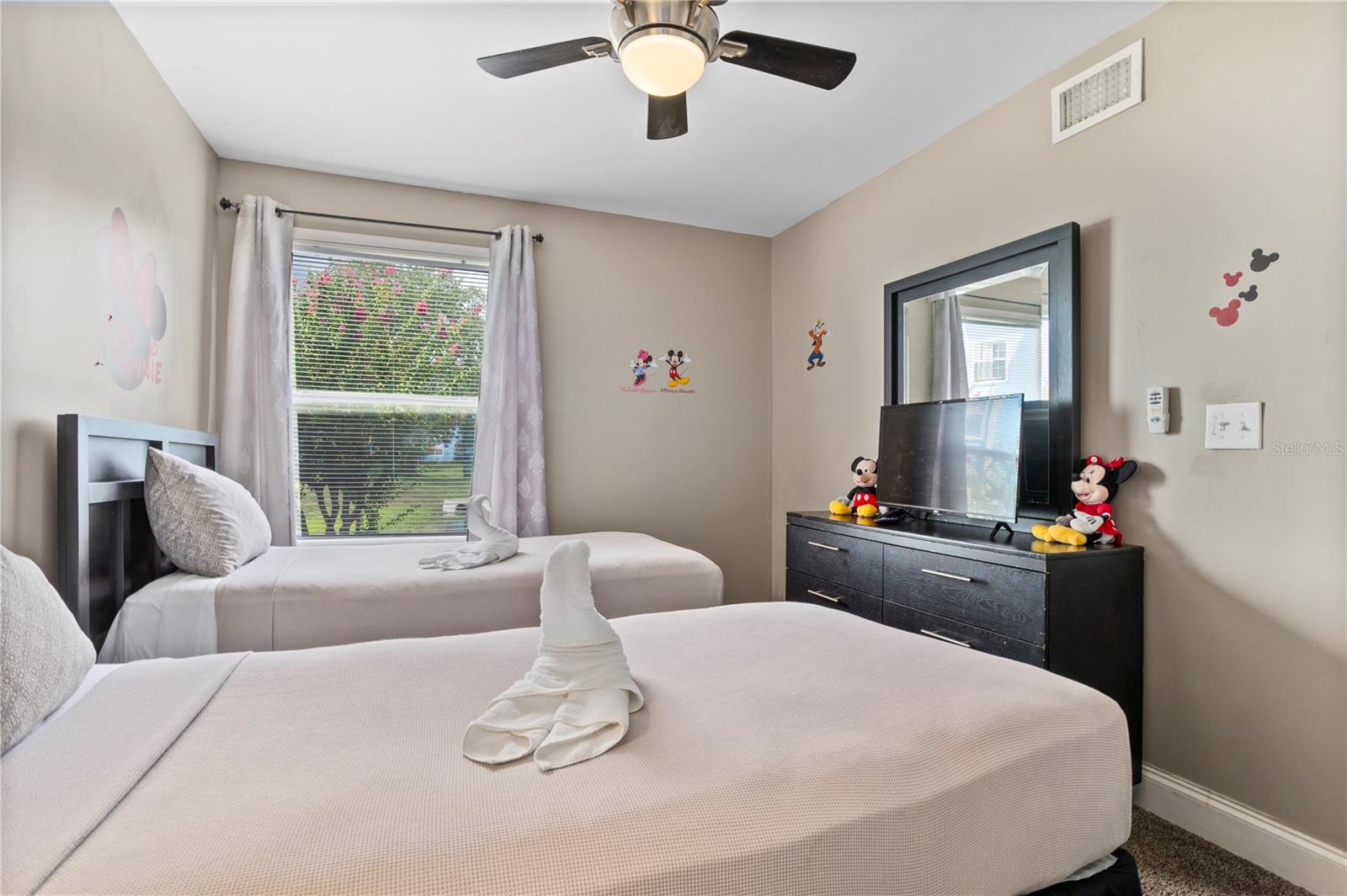 Image 28 of 39 For 2749 Poinciana Boulevard 15