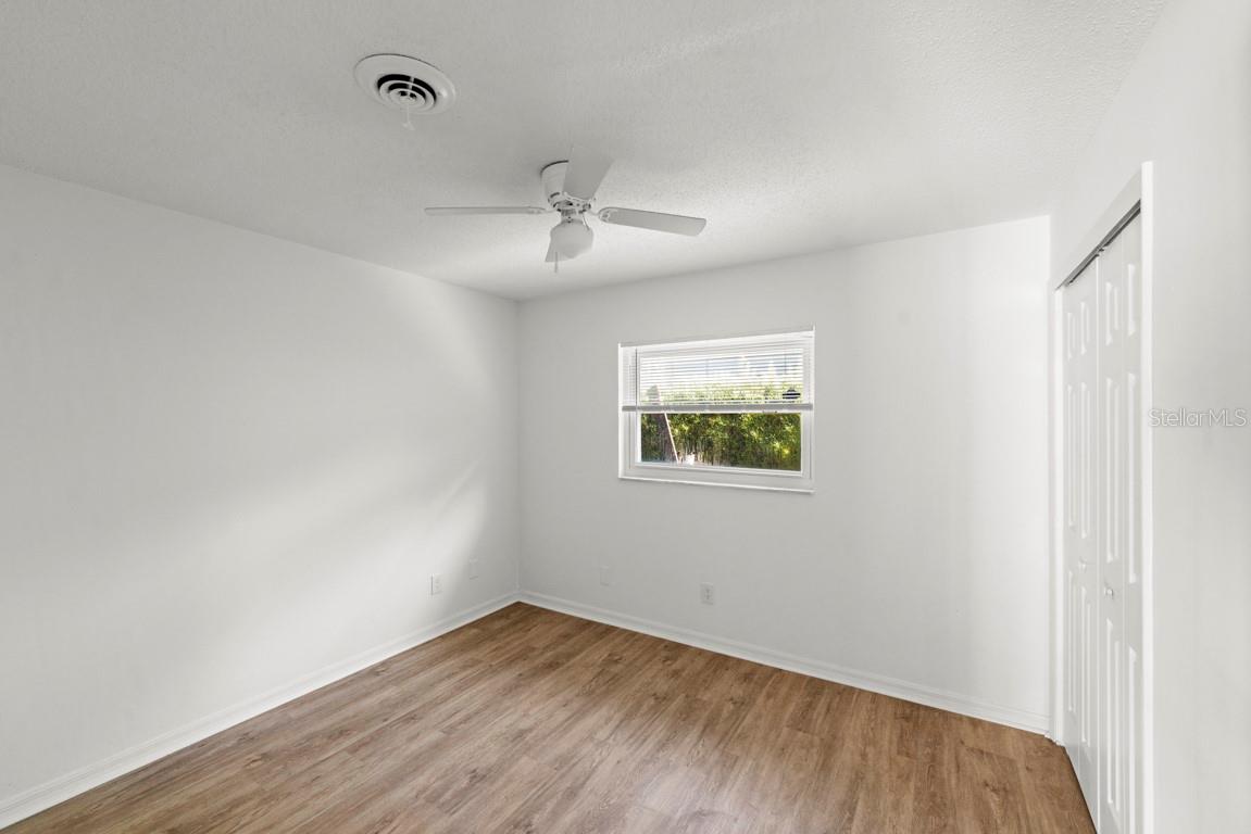 Image 13 of 33 For 719 Dawson Avenue