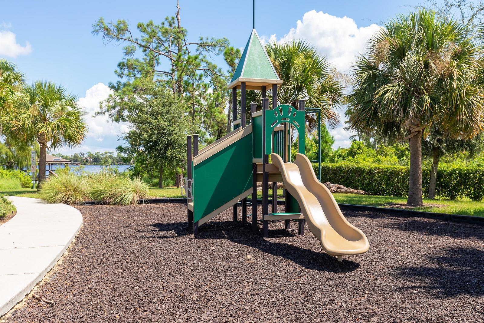 Image 22 of 27 For 13218 Orange Isle Drive