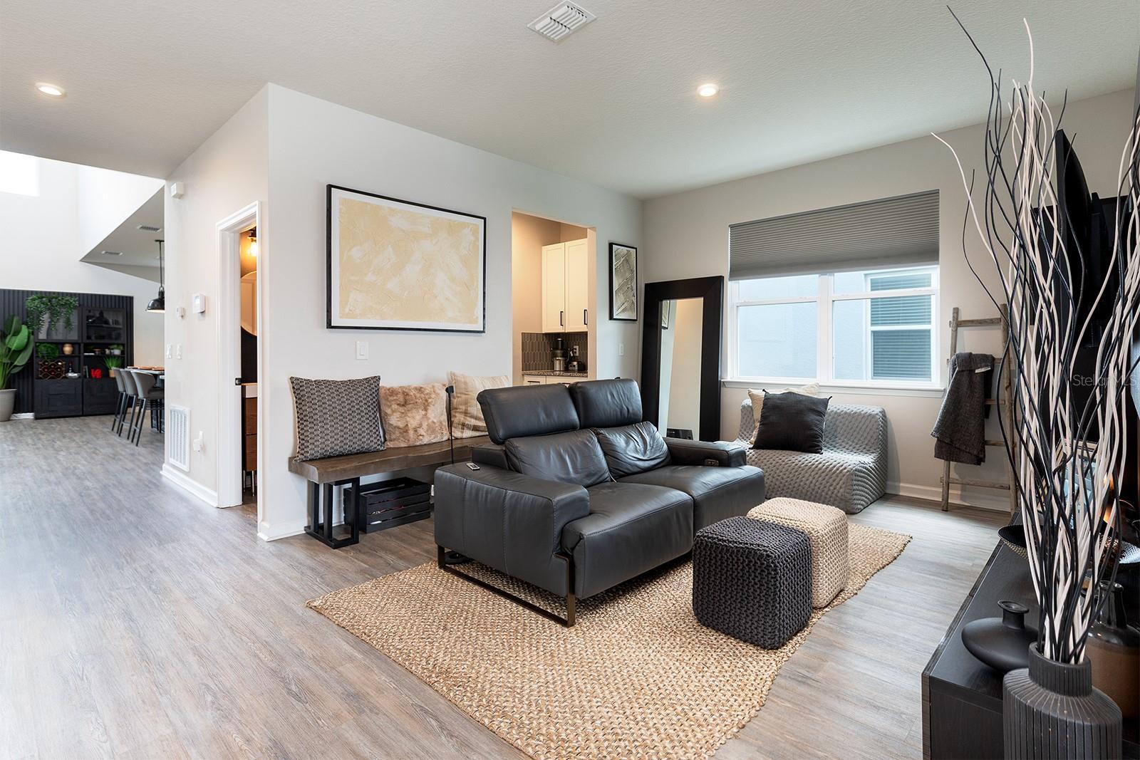 Image 3 of 27 For 13218 Orange Isle Drive