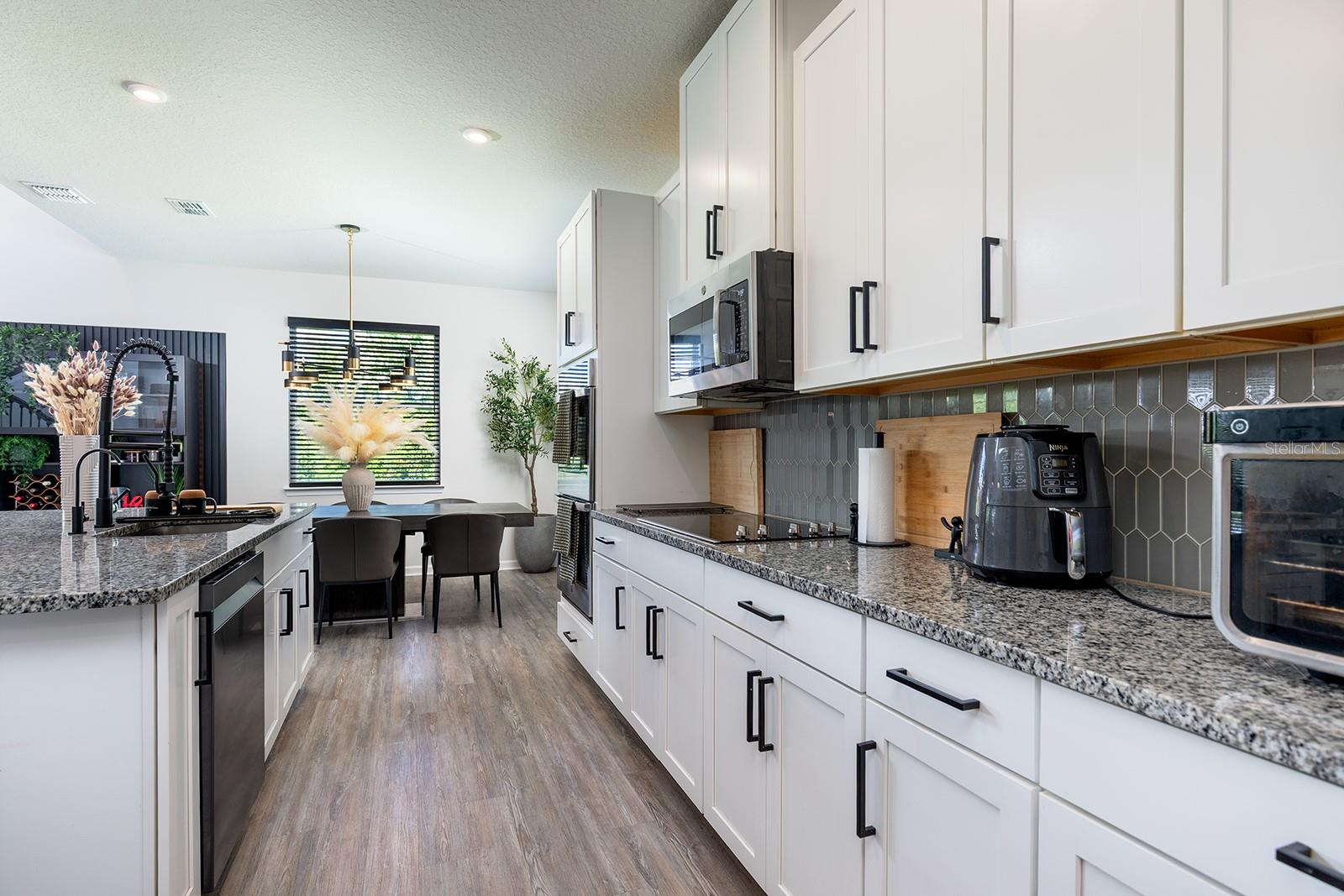 Image 9 of 27 For 13218 Orange Isle Drive