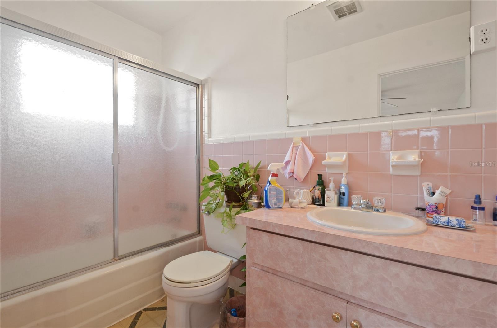 Image 16 of 24 For 1865 4th Street Se