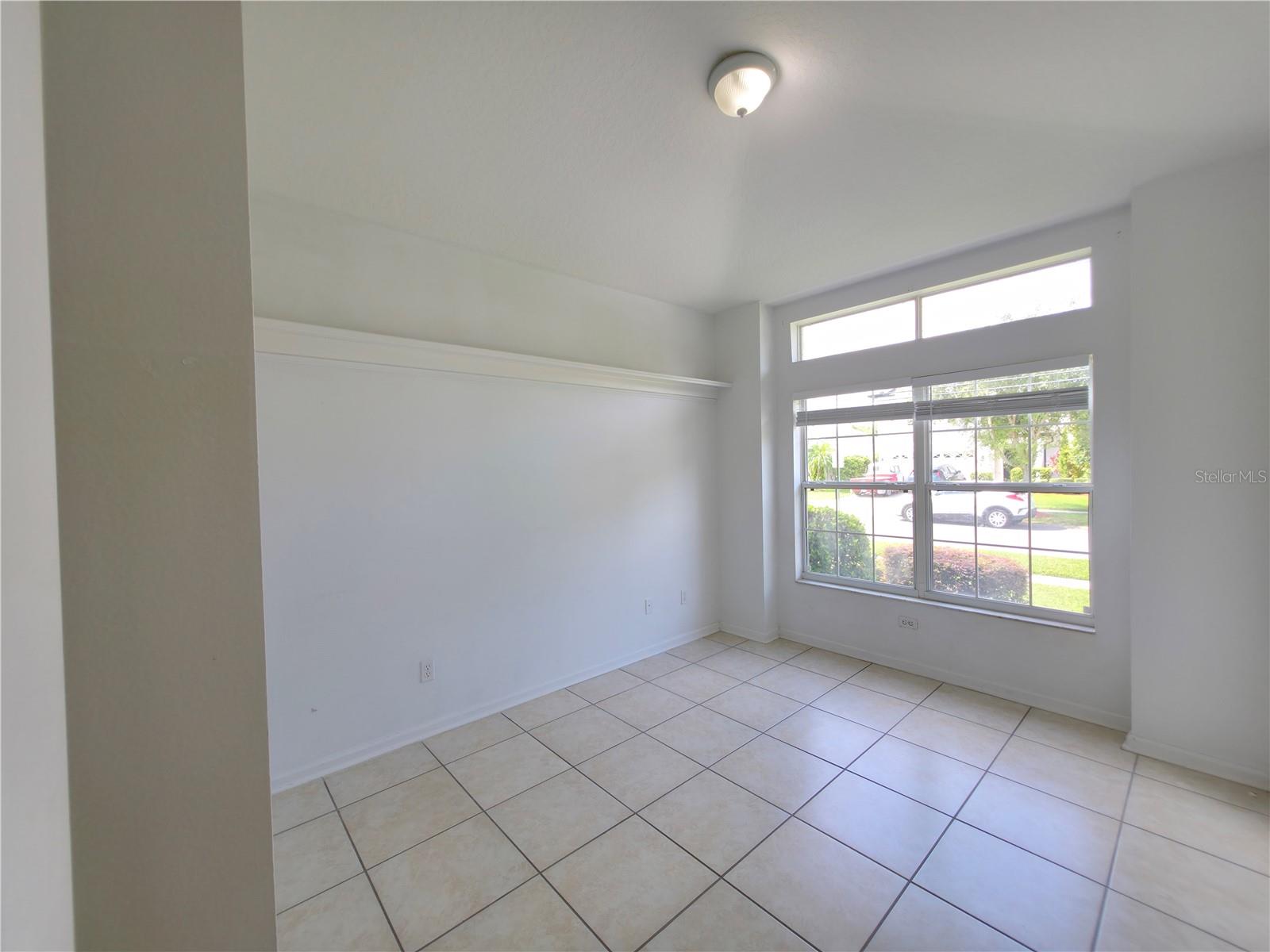 Image 12 of 20 For 1527 Derby Glen Drive