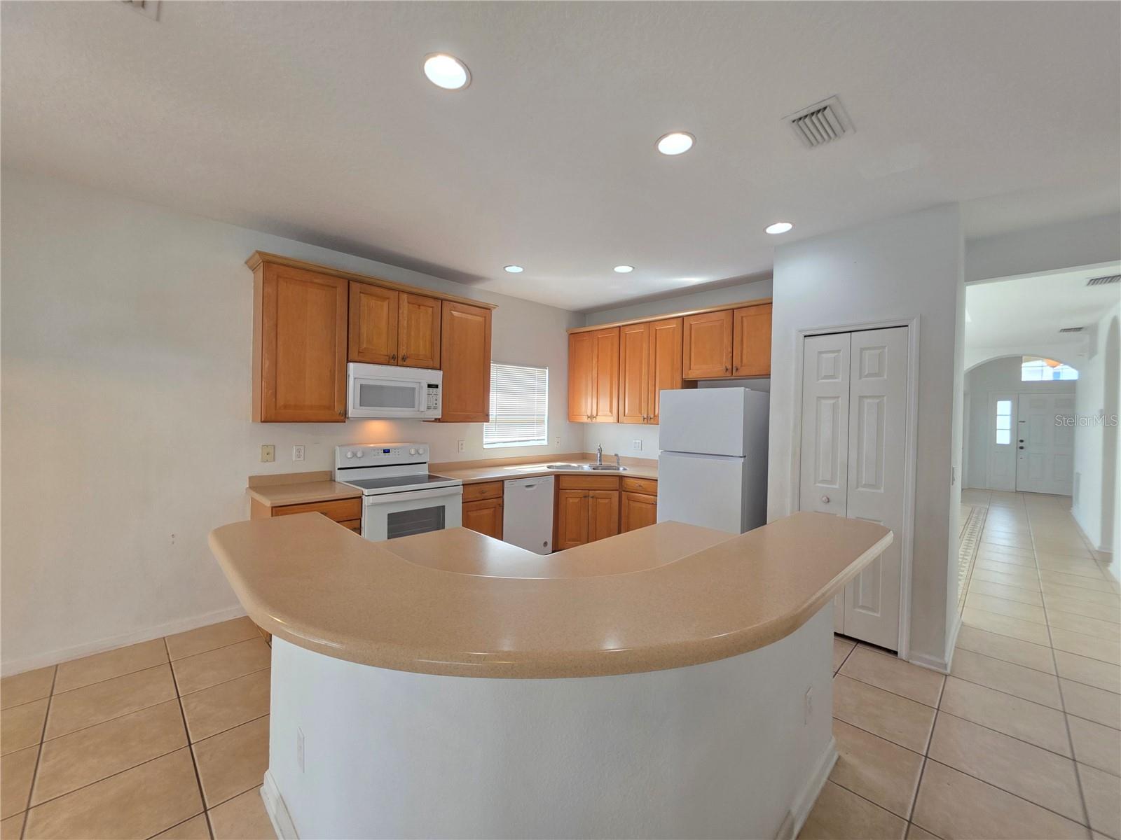 Image 2 of 20 For 1527 Derby Glen Drive